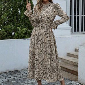 Leopard print ruffle sleeve